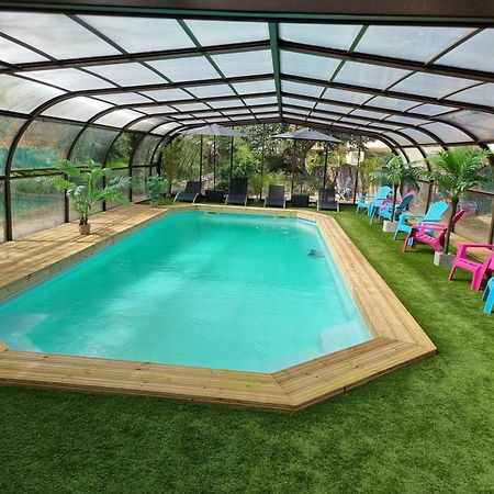 Les Chalets De Saumur, Piscine & Parc Boise, 100M Du Cadrenoir Экстерьер фото