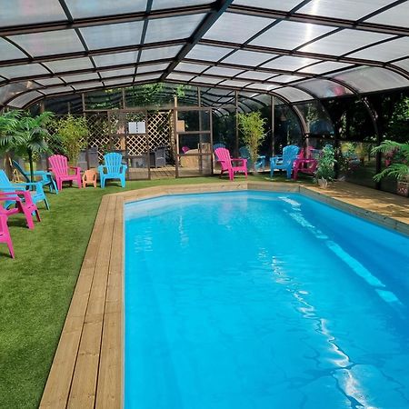 Les Chalets De Saumur, Piscine & Parc Boise, 100M Du Cadrenoir Экстерьер фото