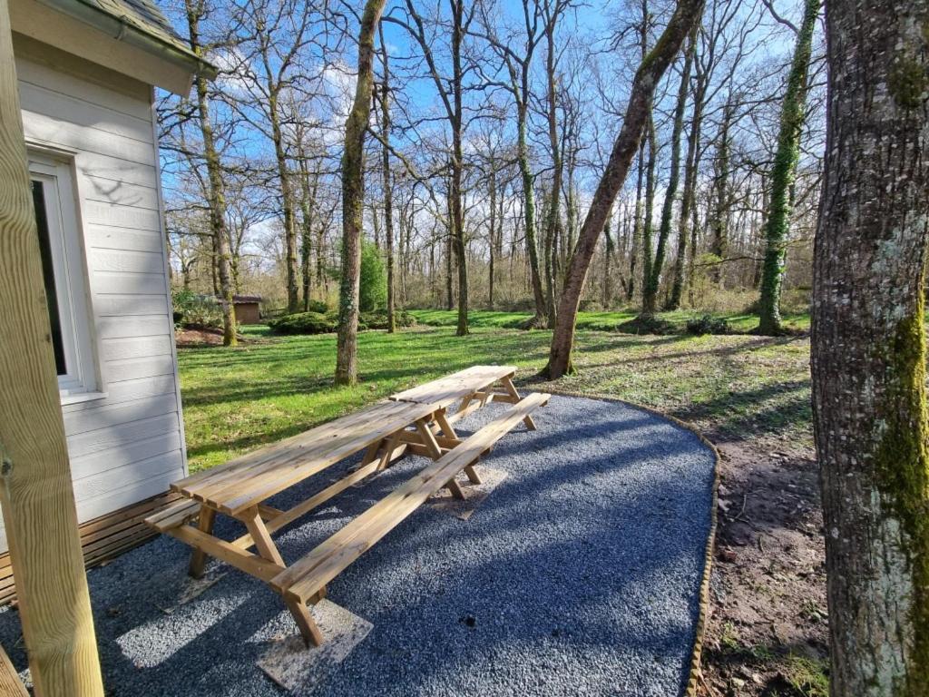 Les Chalets De Saumur, Piscine & Parc Boise, 100M Du Cadrenoir Экстерьер фото