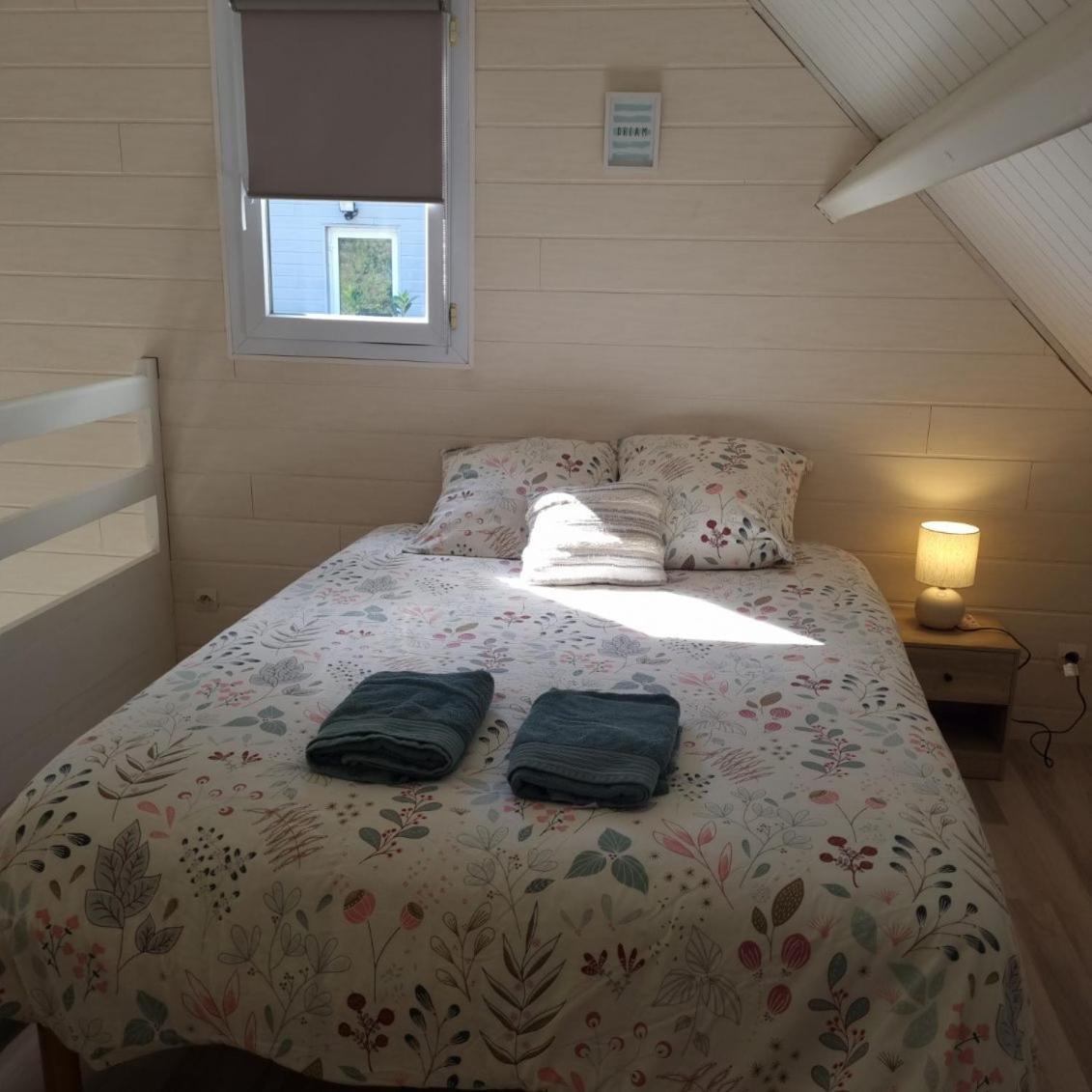 Les Chalets De Saumur, Piscine & Parc Boise, 100M Du Cadrenoir Экстерьер фото