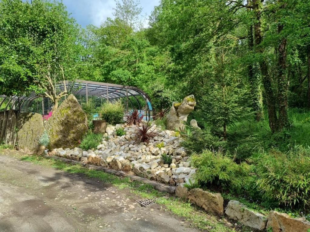Les Chalets De Saumur, Piscine & Parc Boise, 100M Du Cadrenoir Экстерьер фото
